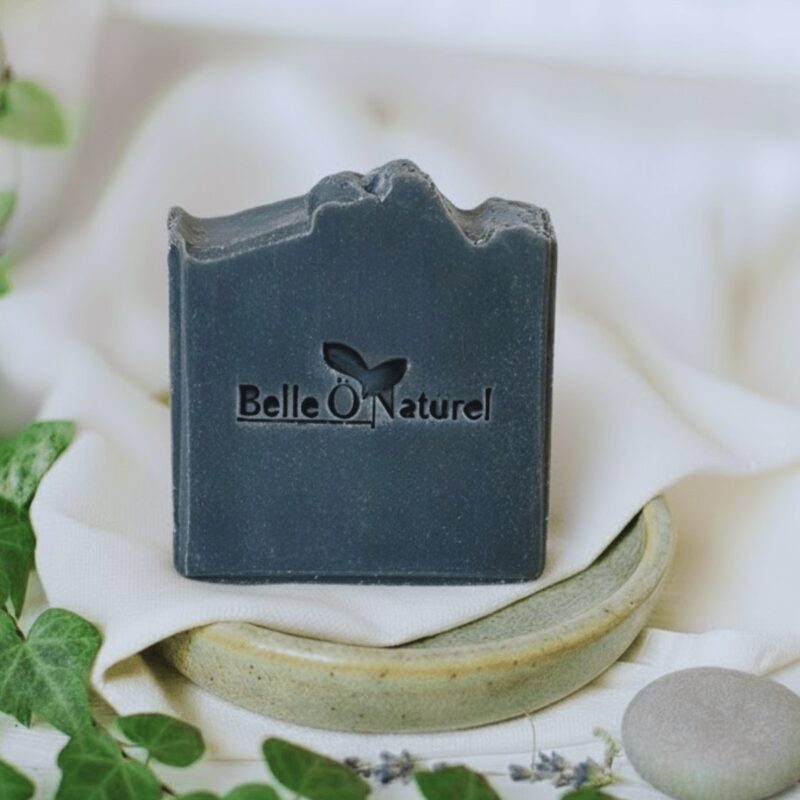 Le savon Détox au charbon purifiant